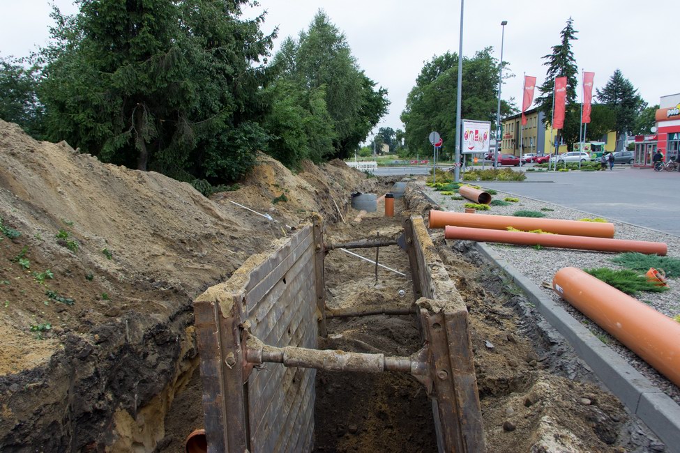 ULICA SKŁADOWA W REMONCIE