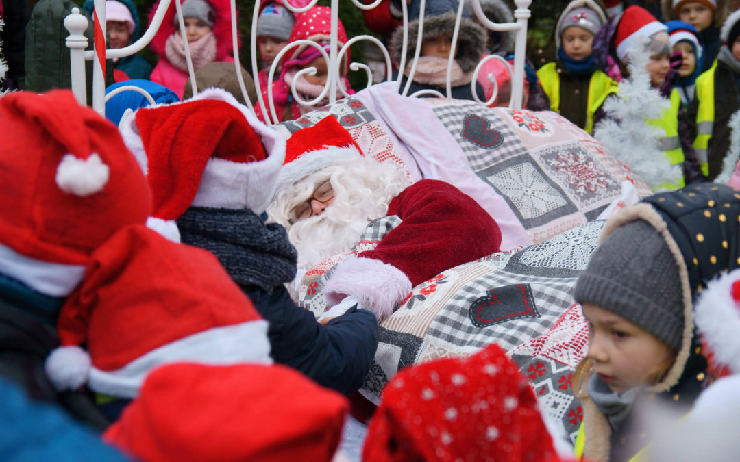 ŚWIĘTY MIKOŁAJ ODWIEDZIŁ TAKŻE SĘPÓLNO KRAJEŃSKIE [GALERIA]