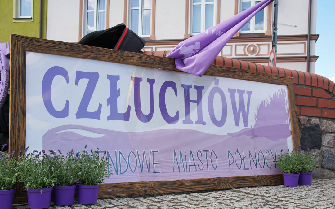 CZŁUCHÓW LAWENDĄ MALOWANY