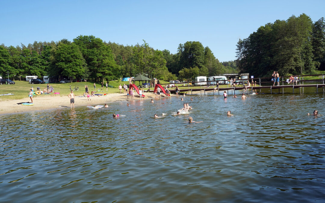 PRZECHLEWSKA BAZA TURYSTYCZNA ZAPRASZA WCZASOWICZÓW