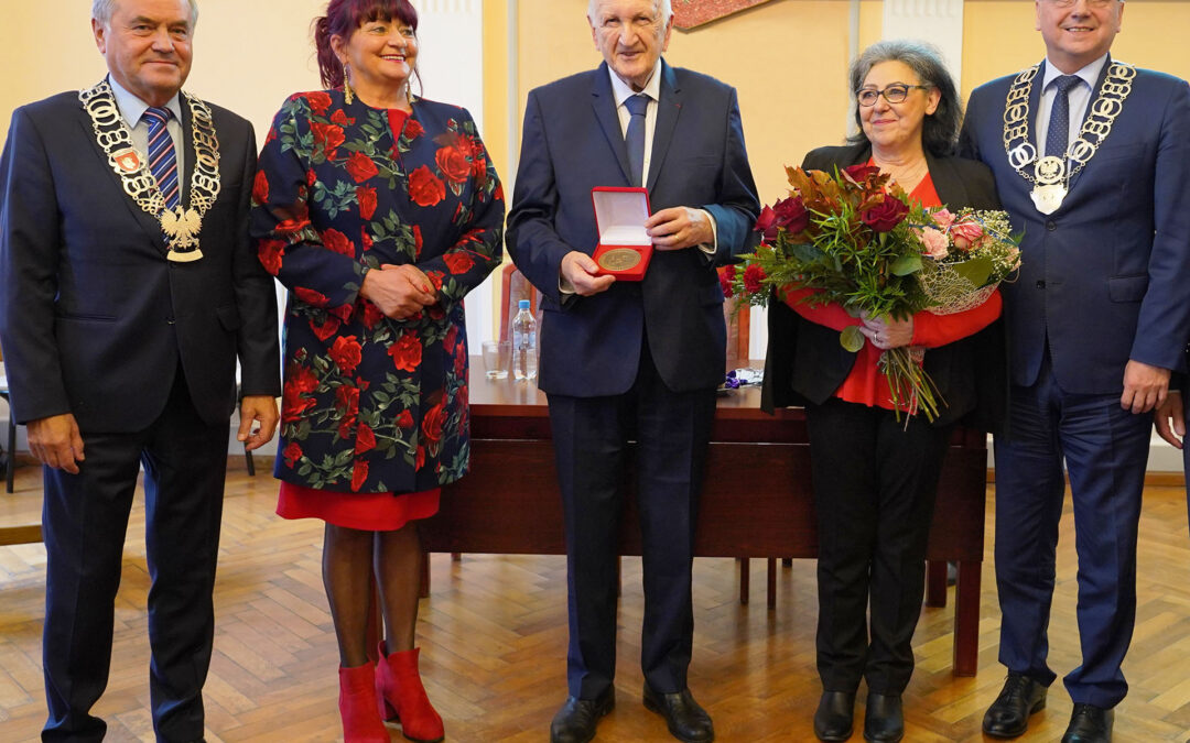 TYTUŁ ZASŁUŻONEGO DLA MIASTA POJECHAŁ DO FRANCJI