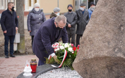 PATRIOTYCZNE UROCZYSTOŚCI W PRZECHLEWIE [GALERIA]