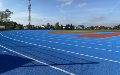 NOWE TRYBUNY I NOWE OŚWIETLENIE – JUŻ NIEBAWEM NA CZŁUCHOWSKIM STADIONIE