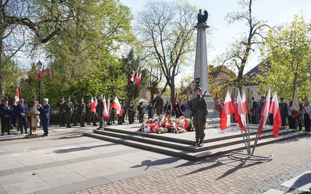 OBCHODY ŚWIĘTA KONSTYTUCJI 3 MAJA W CZŁUCHOWIE – FOTORELACJA